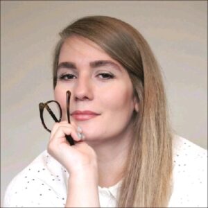 Fora Fereydouni Photo